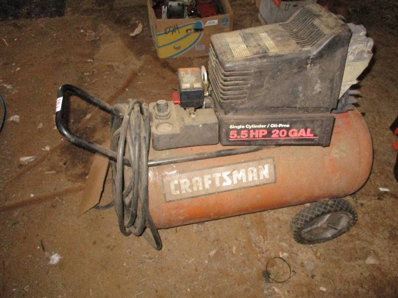 lot 291 image: Air Compressor