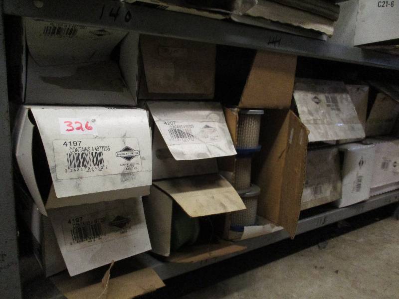 lot 326 image: Briggs & Stratton Parts
