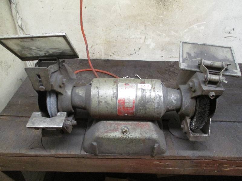 lot 361 image: Bench Grinder