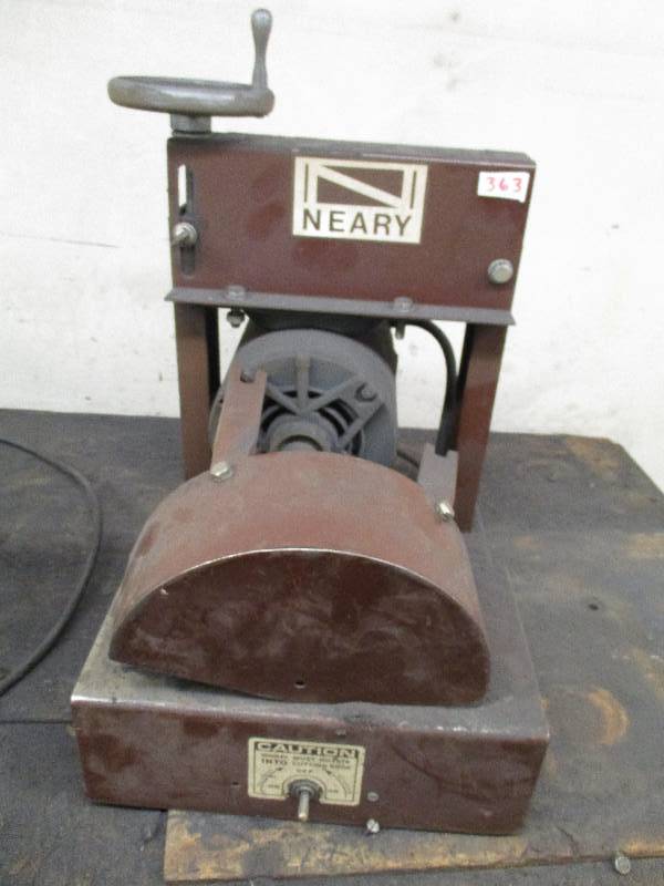 lot 363 image: Mower Blade Sharpener
