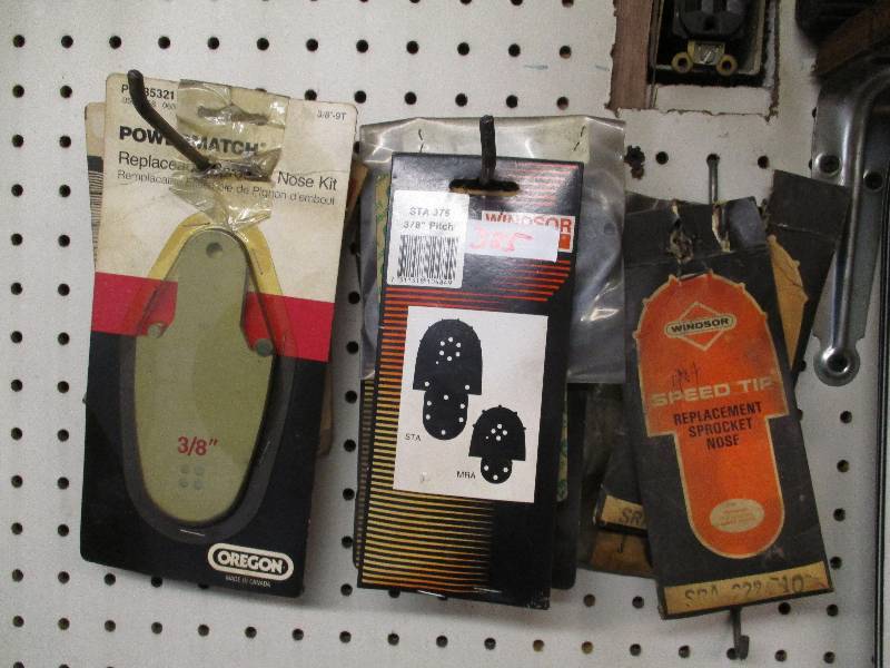 lot 385 image: Oregon & Windsor Parts