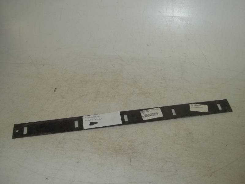 lot 57 image: Husqvarna scraper blade 24