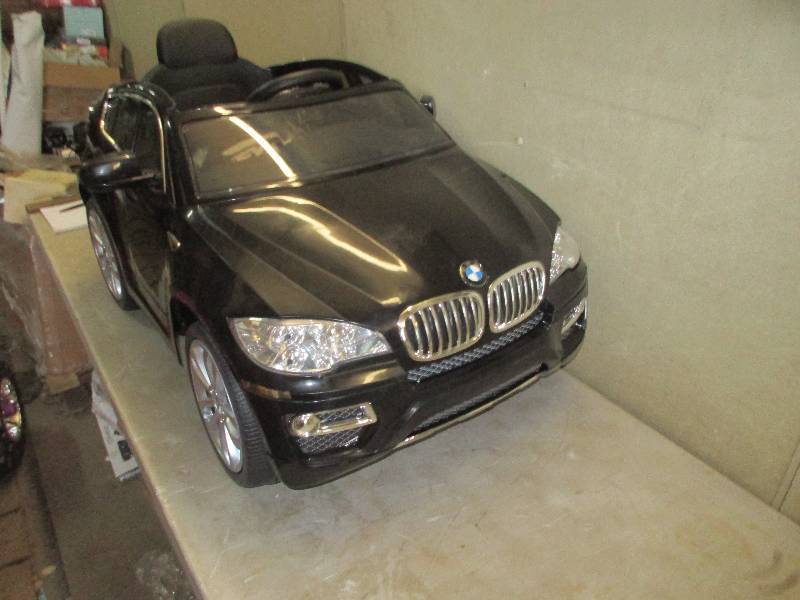 BMW X6  6 volt power wheel