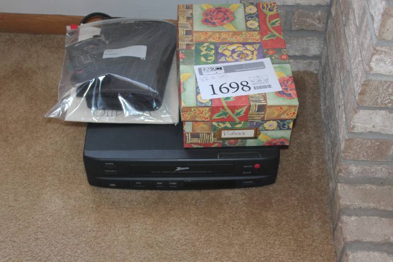 lot 1698 image: Zenith 4-Head VCR & VHS Tapes