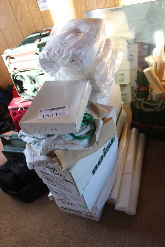lot 1634 image: Lot of (6) Boxes of Sheets, Towels, Table Cloths