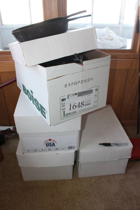 lot 1648 image: Lot of (4) Boxes of Misc Kitchenware Pots, Pans