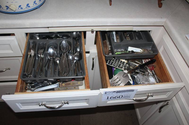 lot 1660 image: Contents of Drawer Including Silverware, Utensils, And More
