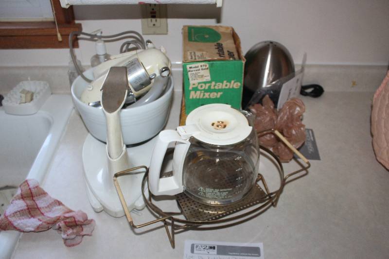 lot 1661 image: Lot of Kitchenware Including Mixer