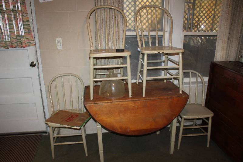 lot 1709 image: Lot of (5) Furniture Includes 1) Table AND 4) Chairs