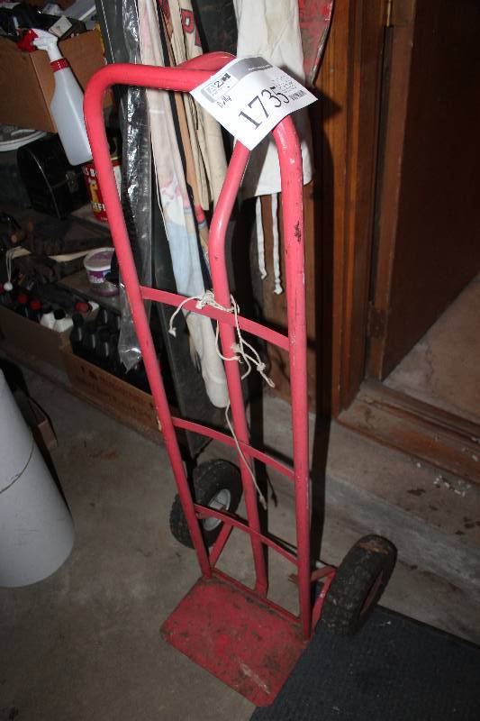 lot 1735 image: 2-Wheel Dolly
