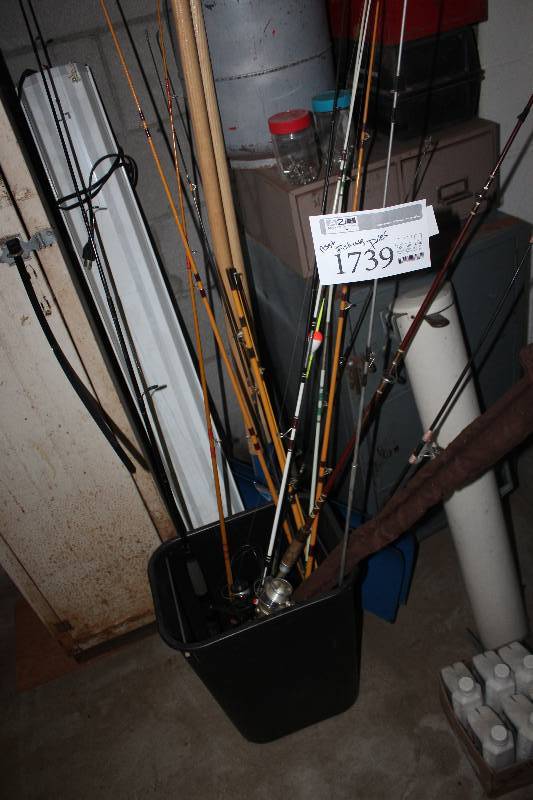 lot 1739 image: Assorted Fishing Poles