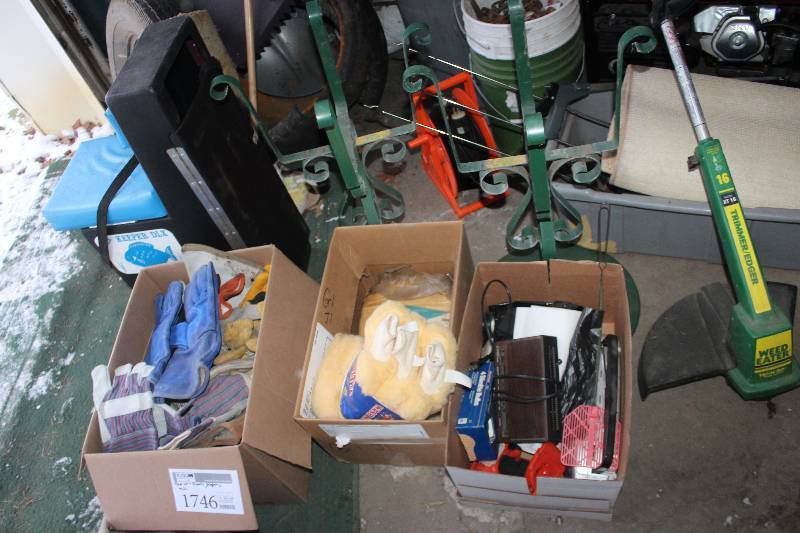 lot 1746 image: Floor Lot of Misc Includes Gloves, Planters, Weed Whip