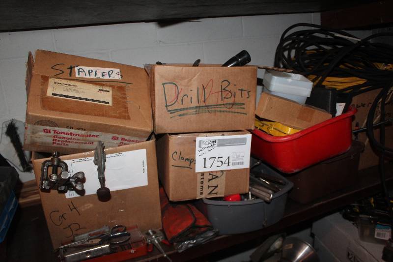 lot 1754 image: Half Shelf Lot of Misc Tools