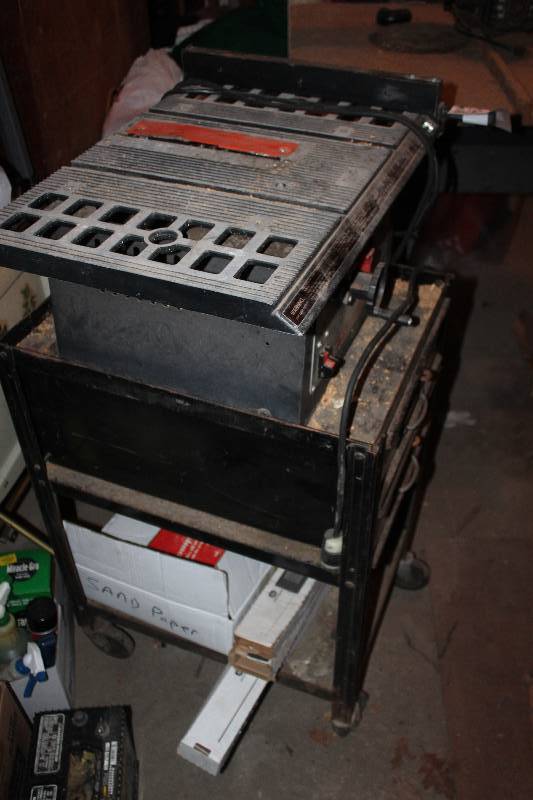 lot 1609 image: Tru-Cut 10in. Bench Table Saw