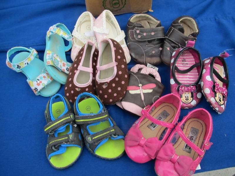 Girls shoes