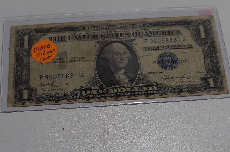 (2) Series 1935-E $1 Silver Certificates