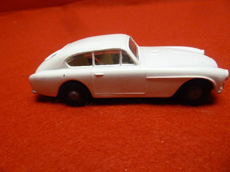 Vintage Spot-On Model