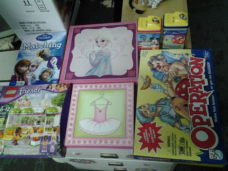 Lot Of Legos & Kids Games