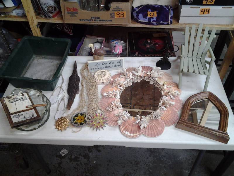 Sea Shell & Beach Related Decor