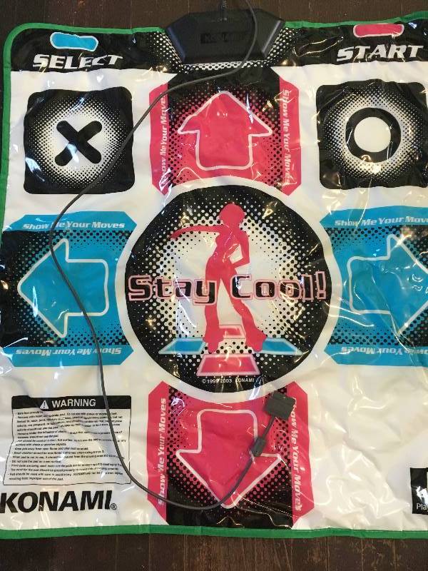 lot 32 image: PS2 Mat and 9 Games