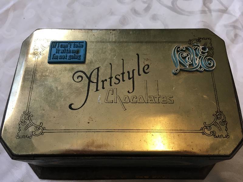 lot 78 image: Costume Jewelry & Tin