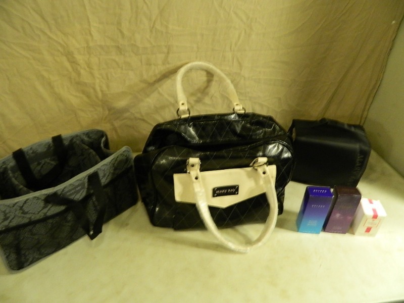 lot 18 image: Mary Kay Items