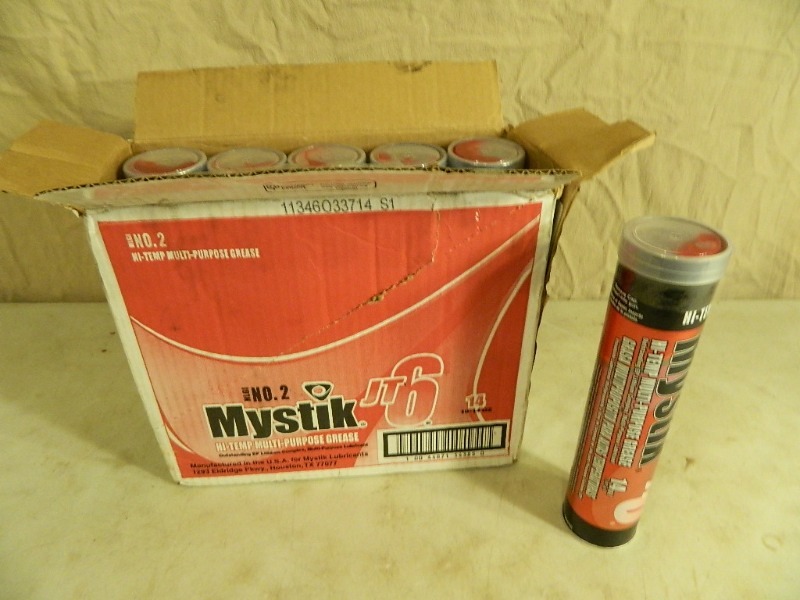 lot 29 image: New Mystik JT6 Hi-Temp Multi Purpose Grease