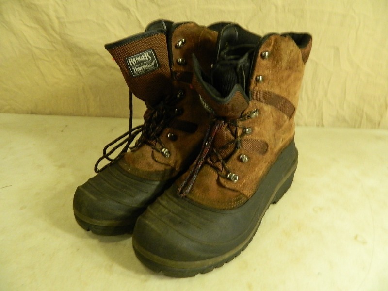lot 34 image: Ranger Mens Boots