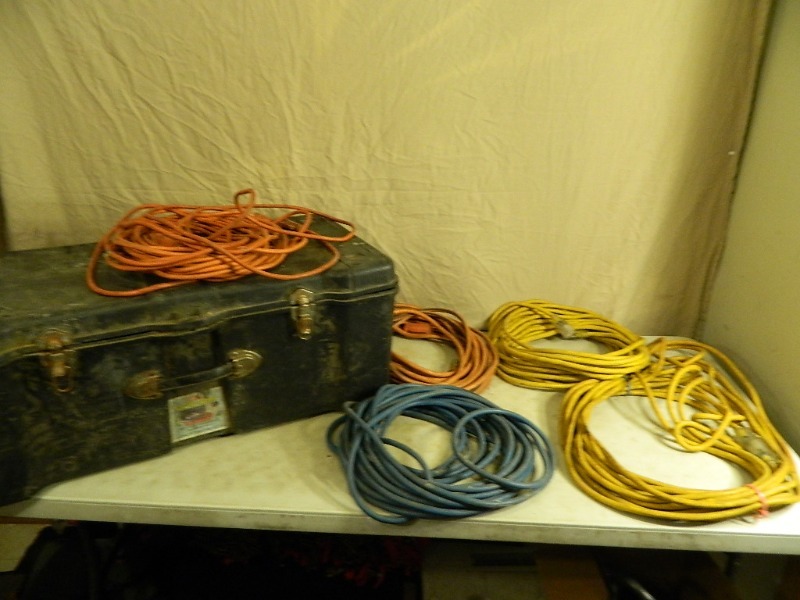 lot 77 image: Extension Cords, Plastic Trunk