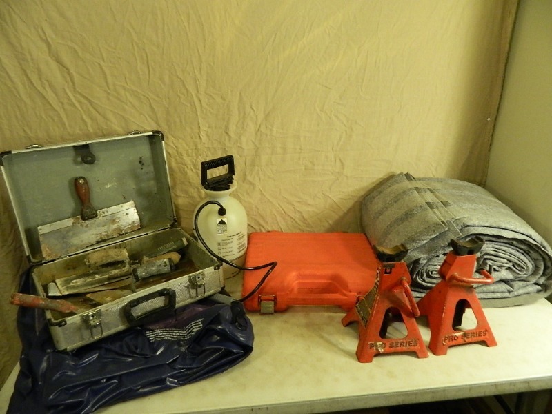 lot 81 image: Yard Sprayer, Jack Stands, and More