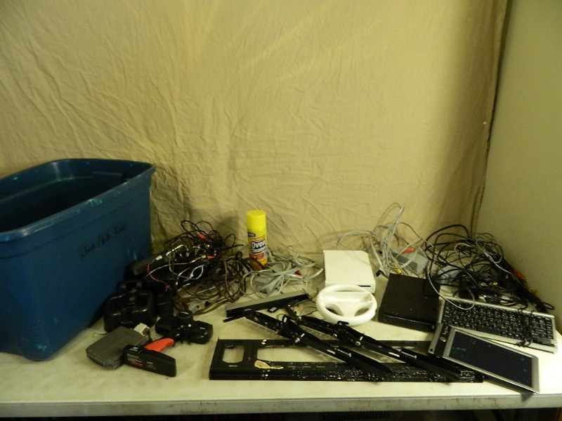 lot 91 image: 2 Nintendo Wiis and More