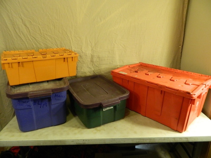 lot 112 image: 4 Totes with Lids