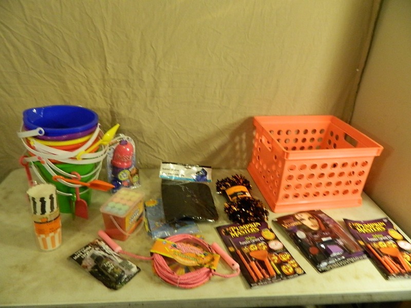lot 180 image: New Items