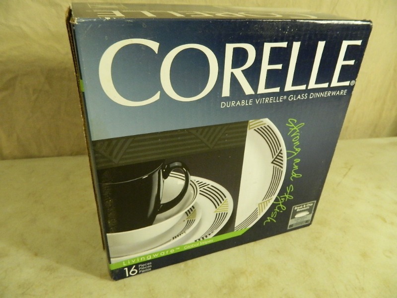 lot 181 image: New Corelle Dish Set