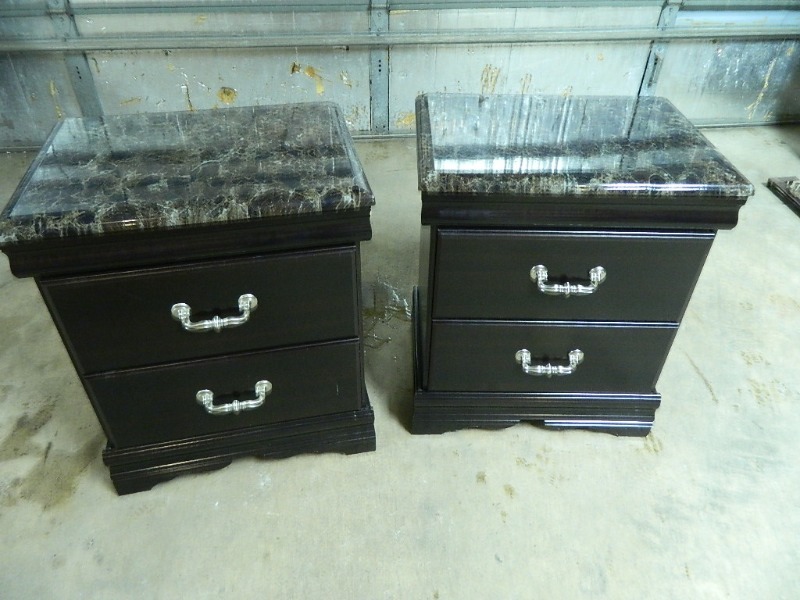lot 32 image: Ashley Furniture Nightstands