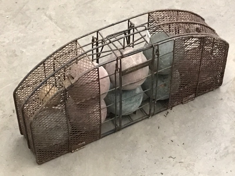 lot 47 image: Vintage Bocce Ball Set ...