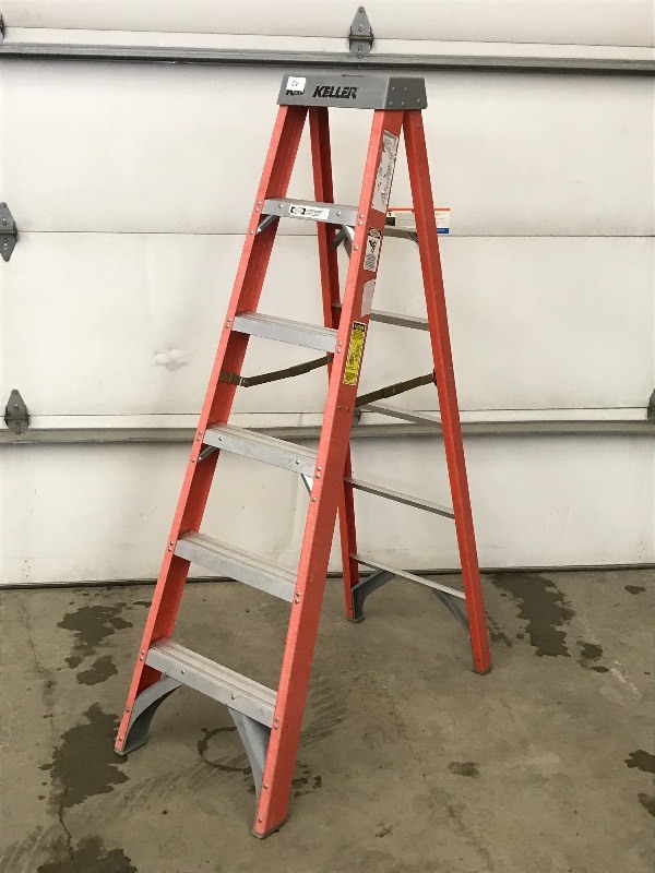 lot 54 image: Keller K-Pro 6ft Fiberglass Step La...