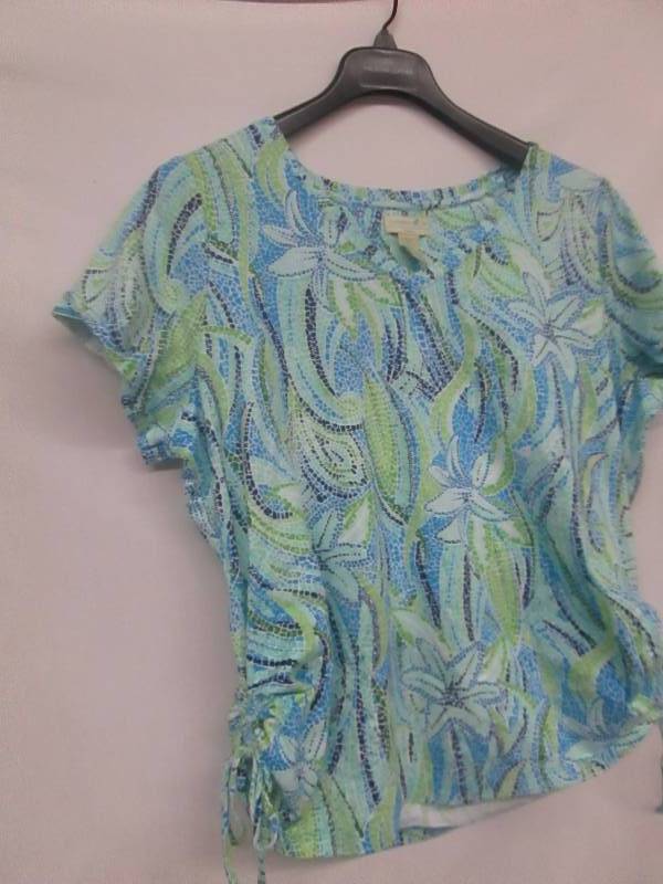 lot 53 image: Caribbean Joe Womens Top