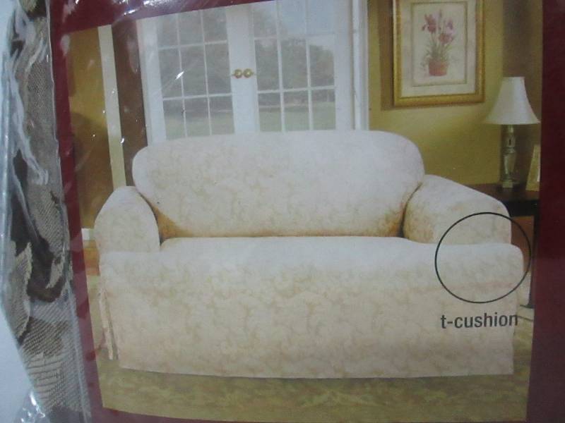 lot 77 image: Sure Fit Scroll T Cushion Loveseat Slipcover