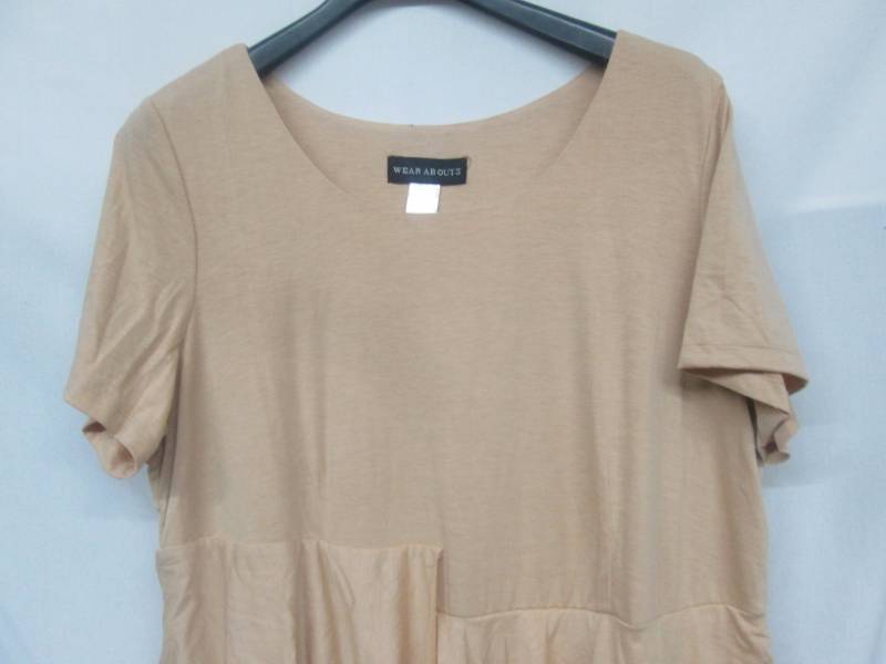 lot 94 image: Wearabouts Womens Plus Tiered Flaps Dress