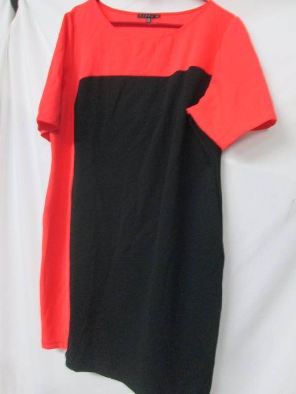 lot 101 image: Jump Plus Womens Elbow Sleeve Color Block Dress