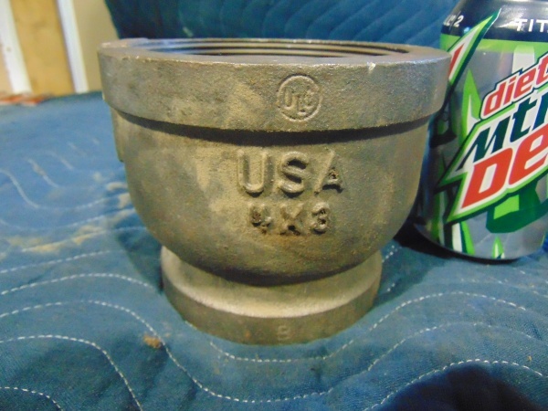 lot 43 image: (2) 4 x 3 Threaded Pipe Connectors