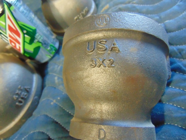 lot 45 image: (4) Threaded Pipe Connectors