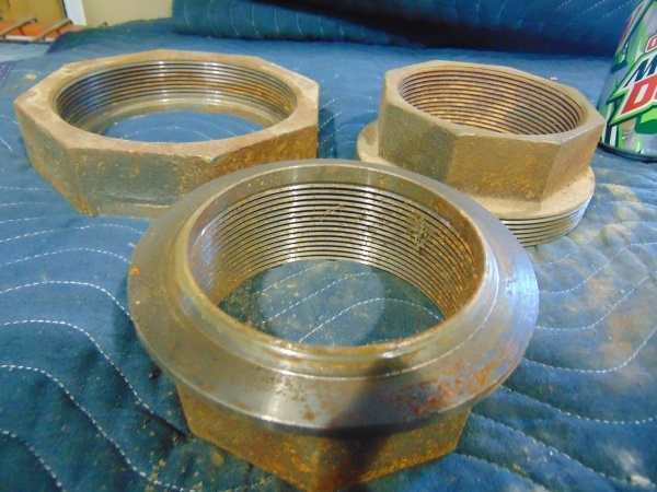 lot 47 image: (2) Threaded Pipe Connectors