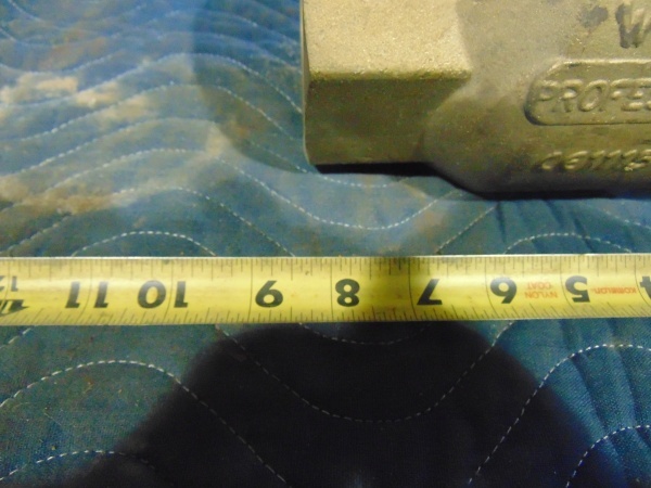 lot 52 image: Large 4 Ball Valve