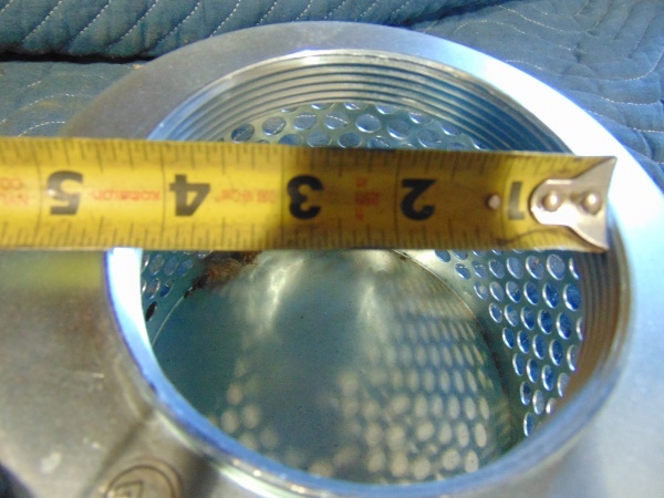 lot 70 image: Suction Hose Filter and Quick Connect
