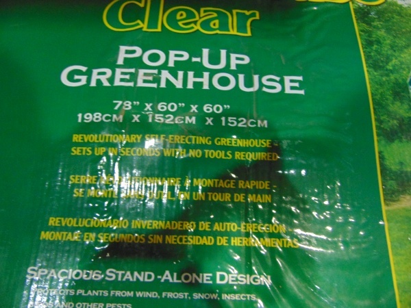 lot 182 image: NIB Pop-up Green House
