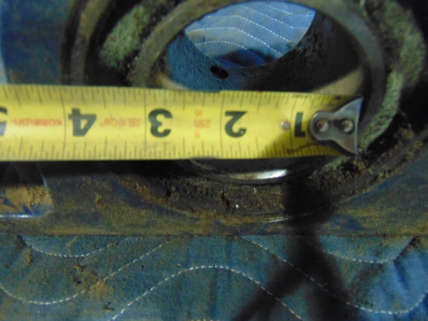lot 92 image: Large Pillow Block Bearing