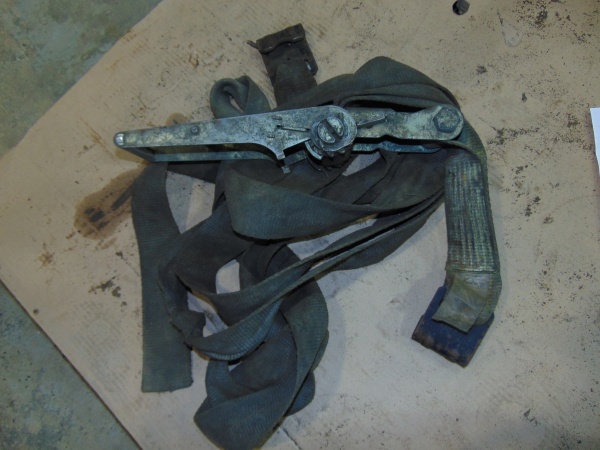 lot 34 image: (1) Large Ratchet Strap