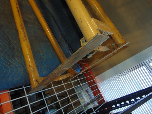 lot 35 image: Ascot Portable Tire Inflation Cage
